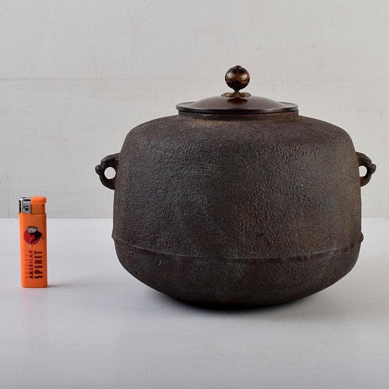 茶道具　釜師　角谷莎村作　尾張釜　共布共箱　V　9158D