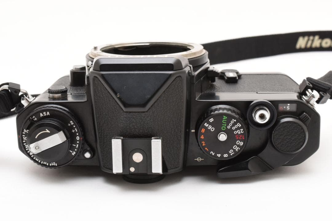 ★各部モルト張り替え済・美品★ ニコン Nikon FE ボディ #19587
