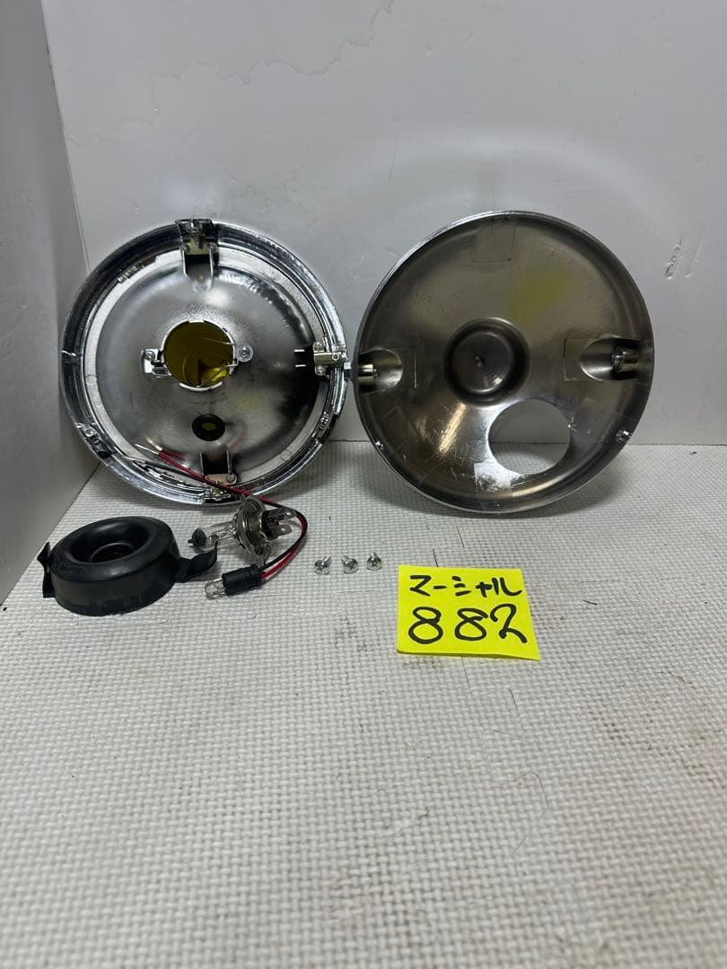 当時物マーシャル882レンズ付きヘッドライトASSYS.E.V. MARCHAL