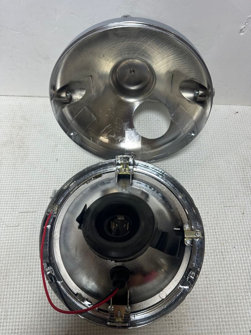 当時物マーシャル882レンズ付きヘッドライトASSYS.E.V. MARCHAL