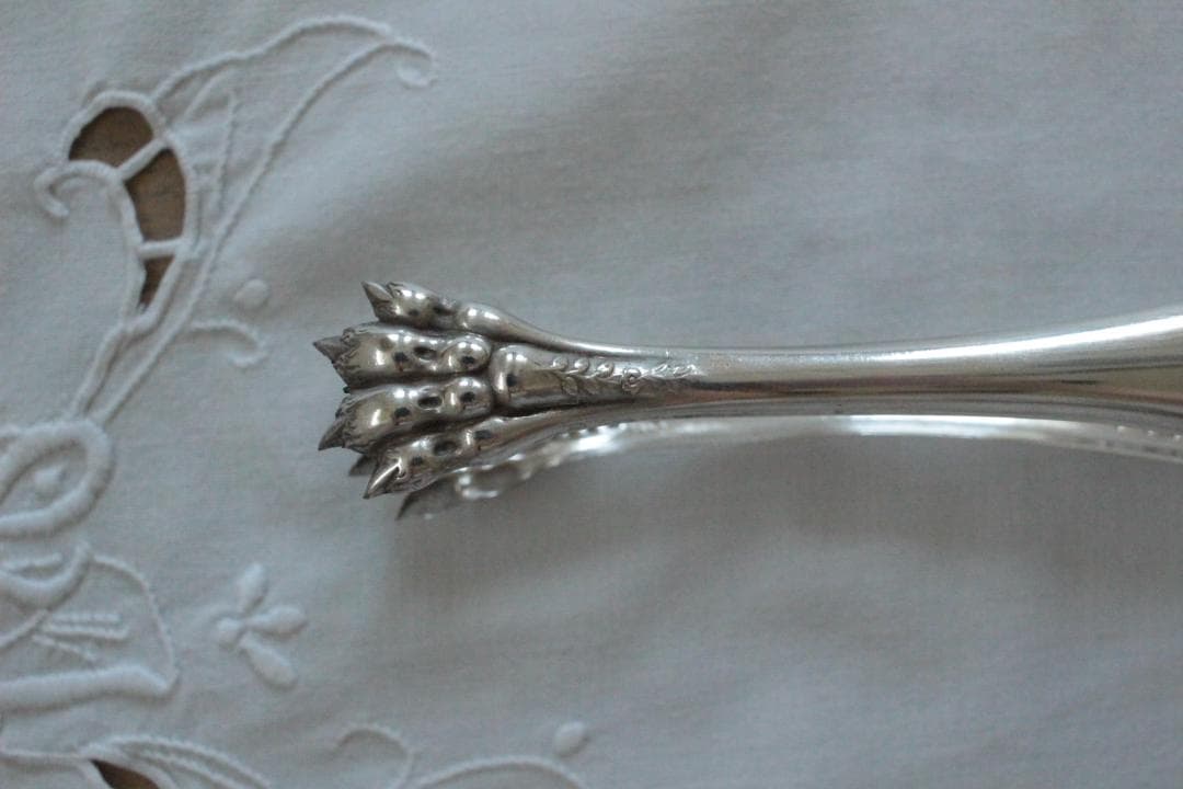 【B】シルバーコーティングのトング/野獣の足・フランスアンティーク