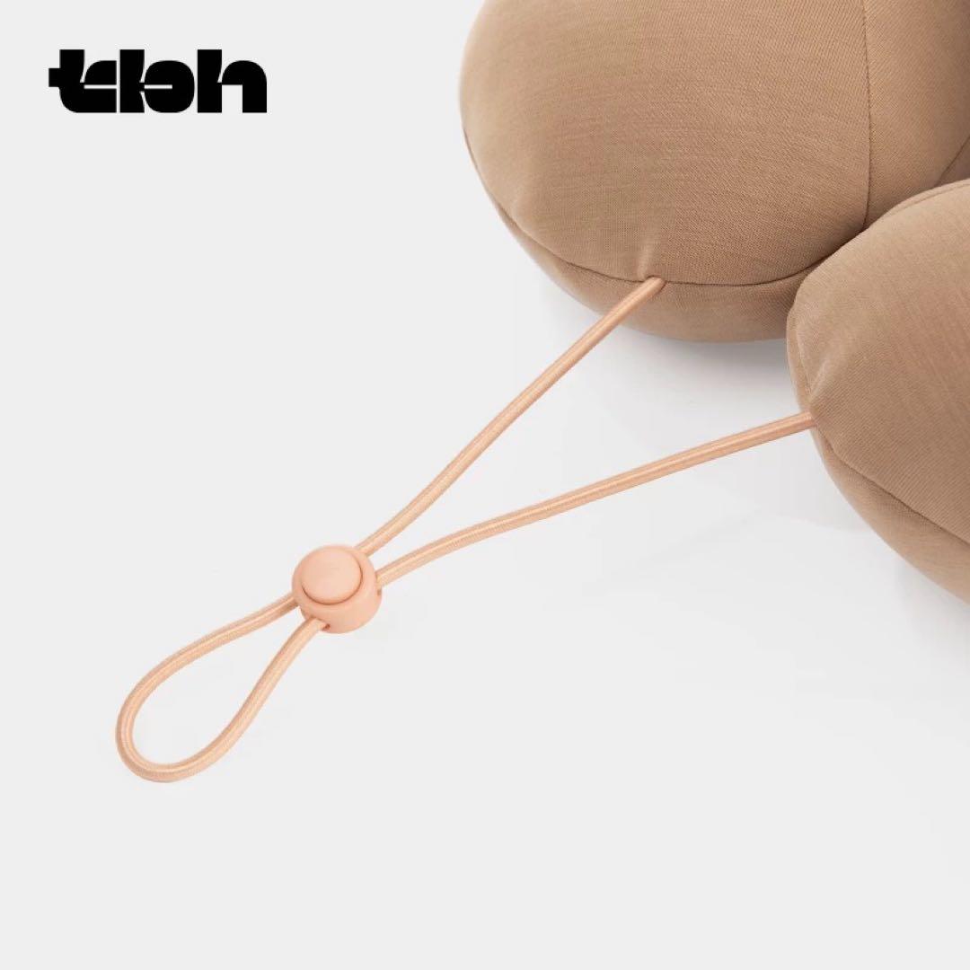 【海外限定・正規品】ハローキテイHello Kitty x TBH ネックピロー