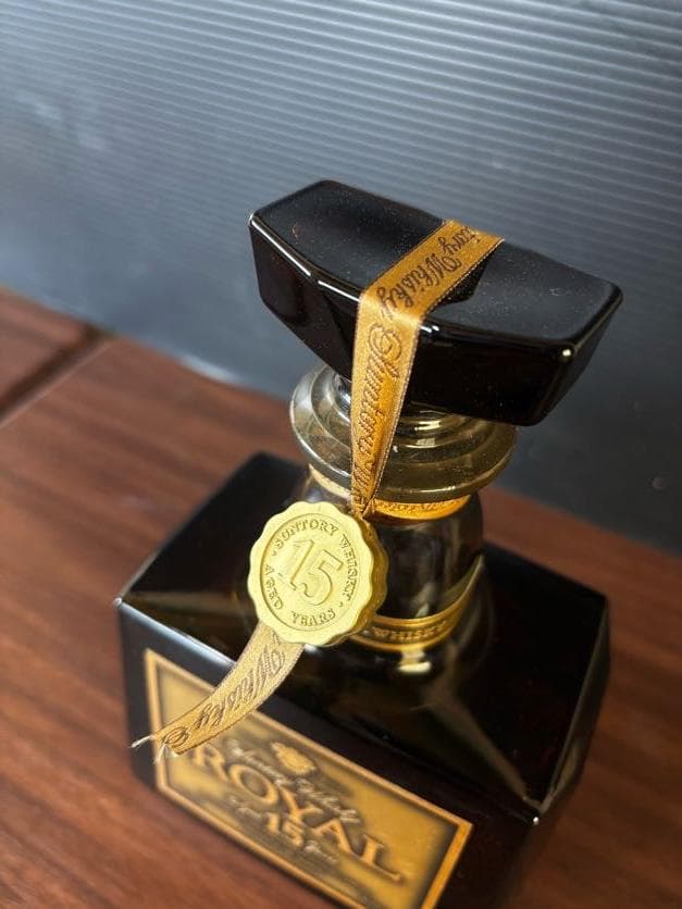 ★古酒☆【未開栓】 サントリー ウイスキー ローヤル 15年 ＜ゴールドラベル＞
