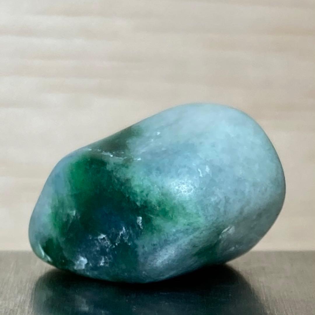 【Premium】糸魚川翡翠　ロウカン宝石質　翡翠　翡翠輝石　原石　5.3ｇ