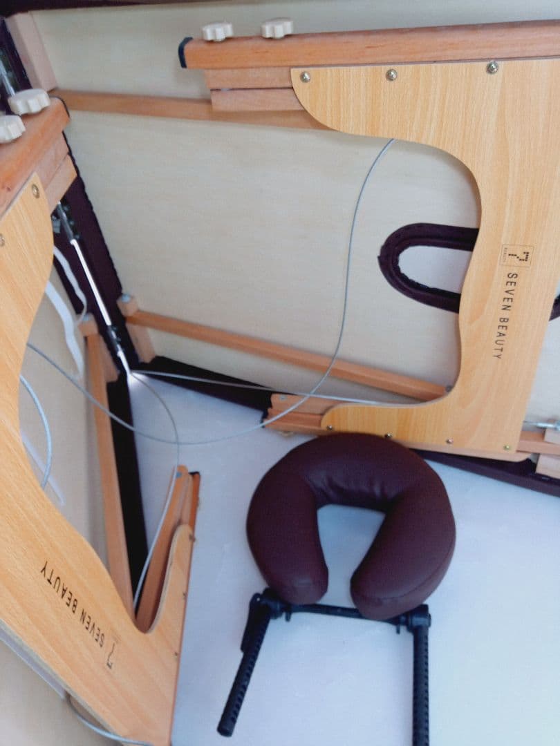 【美品】SEVEN BEAUTY エステ、マッサージベッド　*AE28