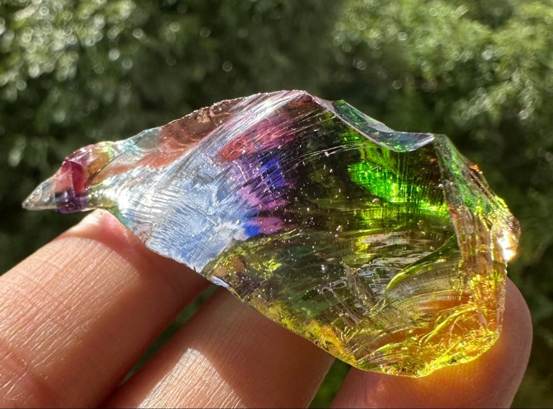 1点物レインボーアンダラクリスタル西ジャワ島マルチカラーヒーリング瞑想覚醒