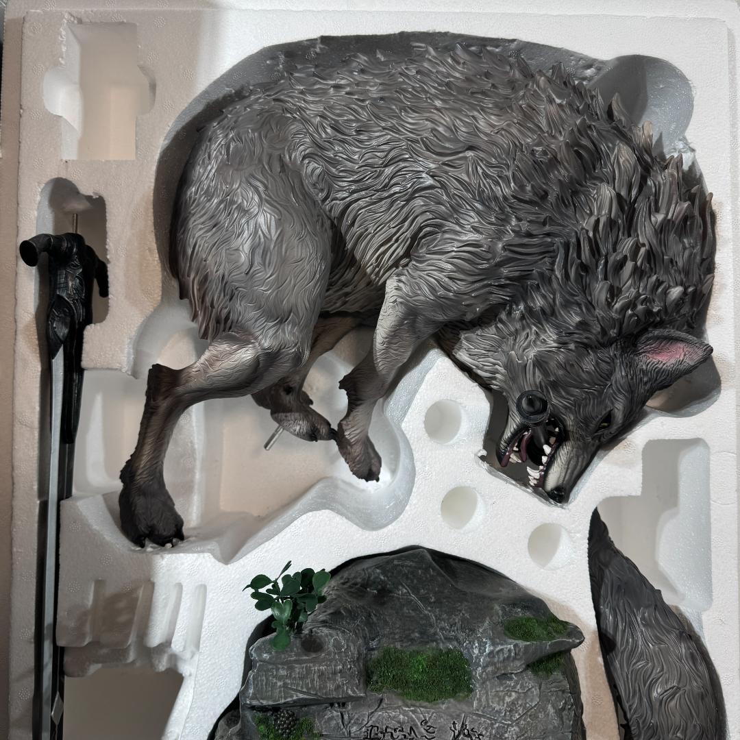 ダークソウル/ 灰色の大狼シフ スタチュー シリアルナンバー 未開封