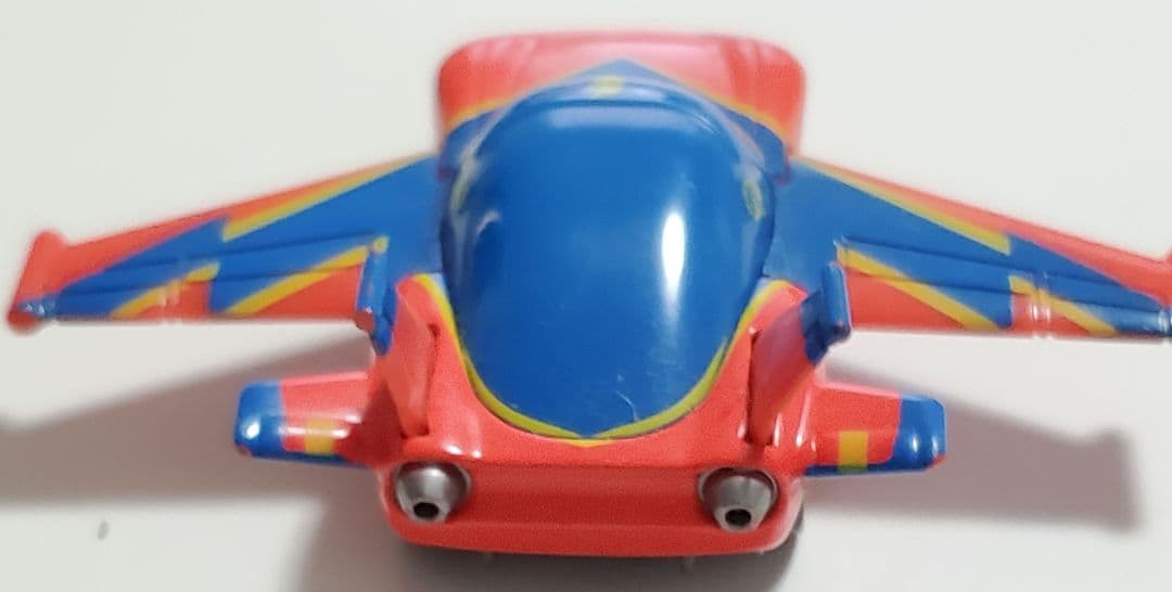 カーズトミカ　マックィーン　メーター　ホークタイプ