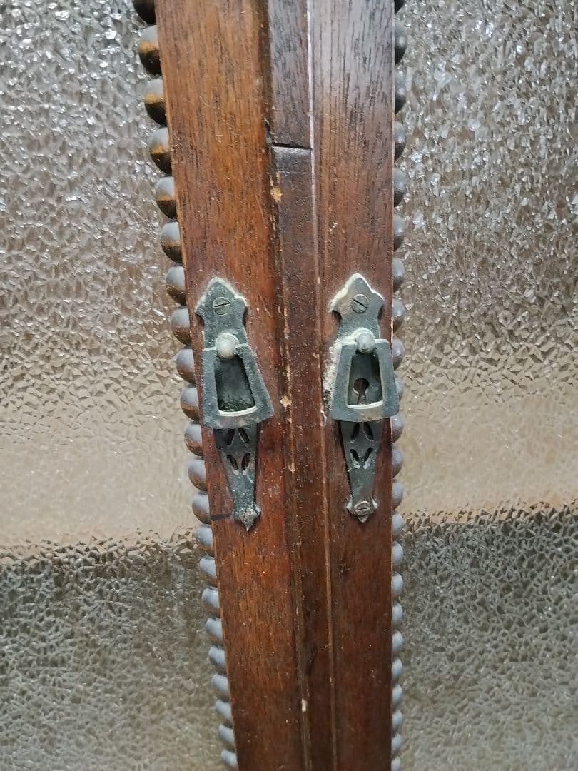 アンティーク レトロ 木製ガラス扉キャビネット 引き出し付き 本棚 食器棚