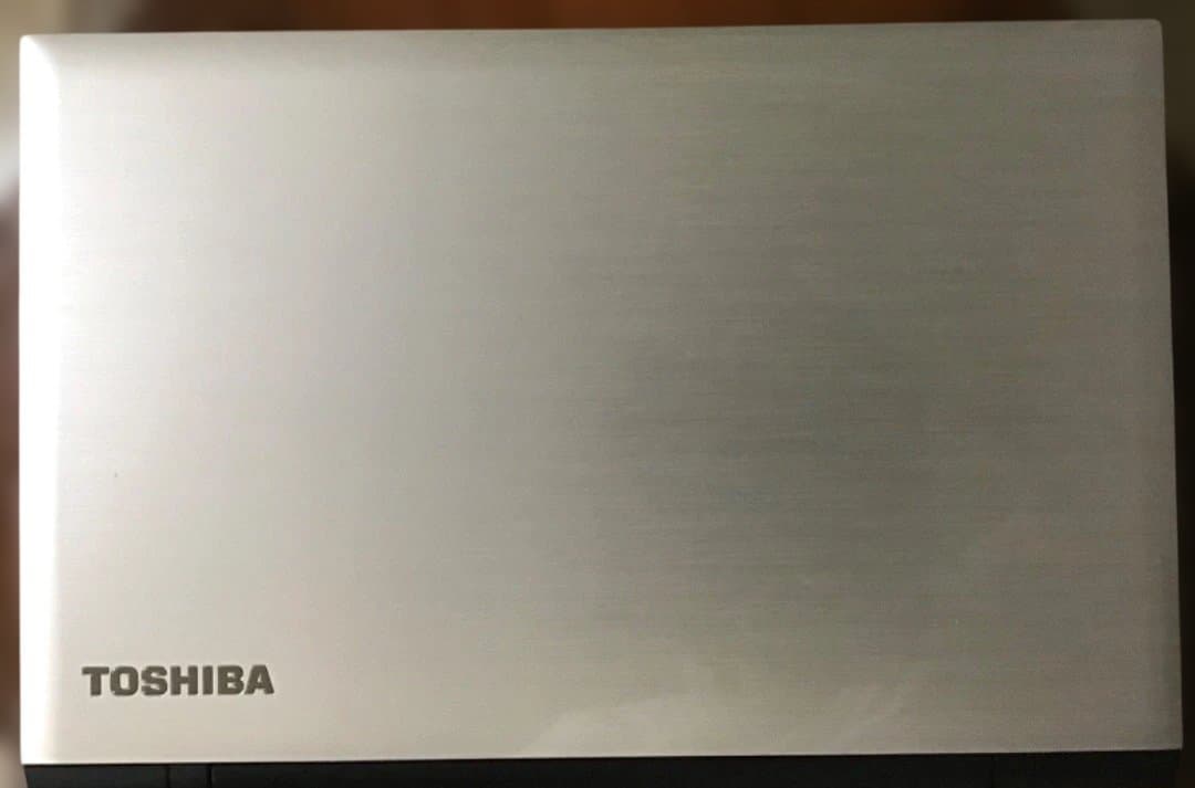 dynabook 17.6型　AZ67VG