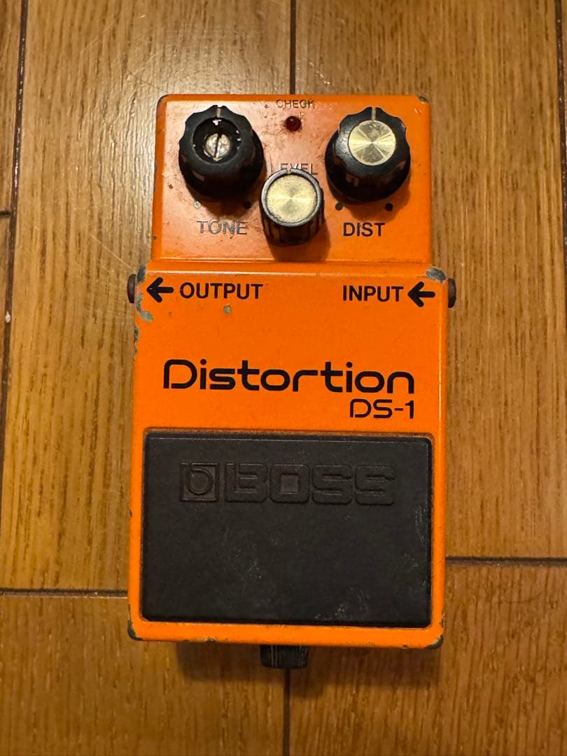 ギター BOSS Distortion DS-1