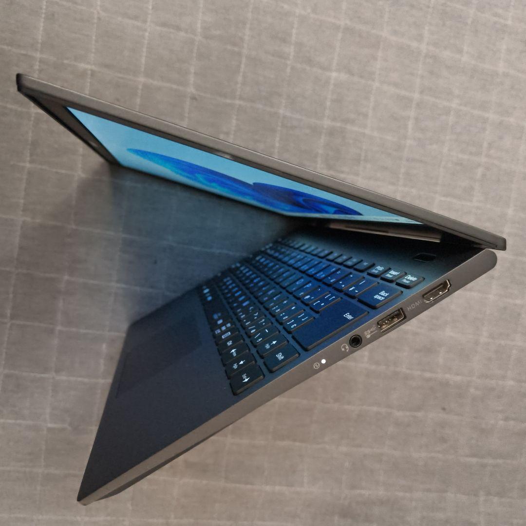 日本製 高級感 良好 NEC 超軽量 驚速 10世代 i7 16GB 512GB