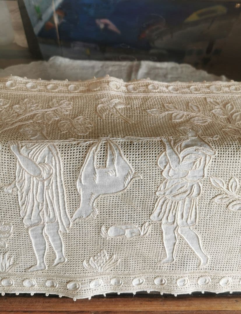 アンティーク ブラットレース アルテミスとアポロン 鹿狩りの森リネンランナー