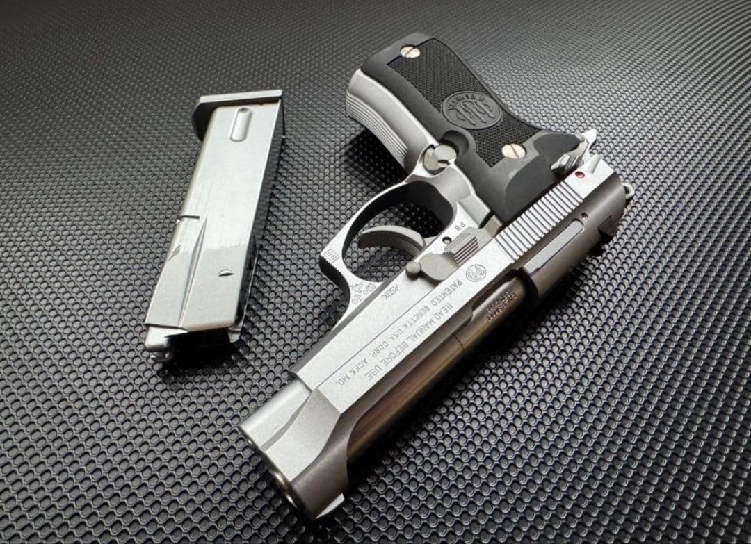 ウエスタンアームズベレッタM84FS/ジンクス サイレンサーモデル