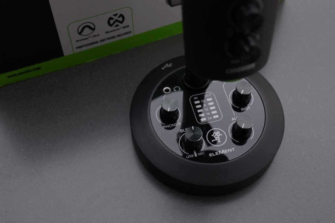 MACKIE マッキー ミキサー内蔵USBコンデンサーマイクChromium