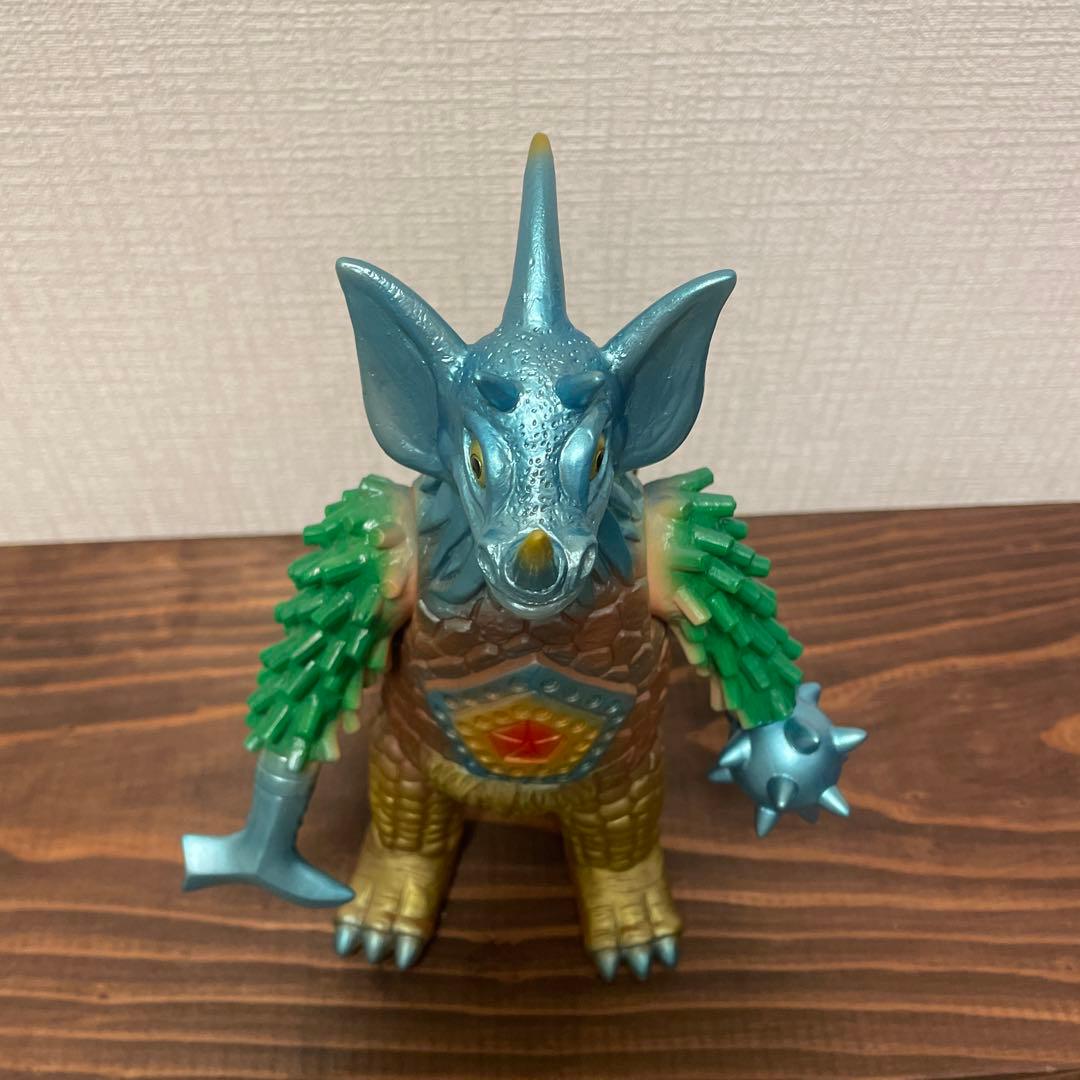 ブルマァク　タイラント　ソフビ