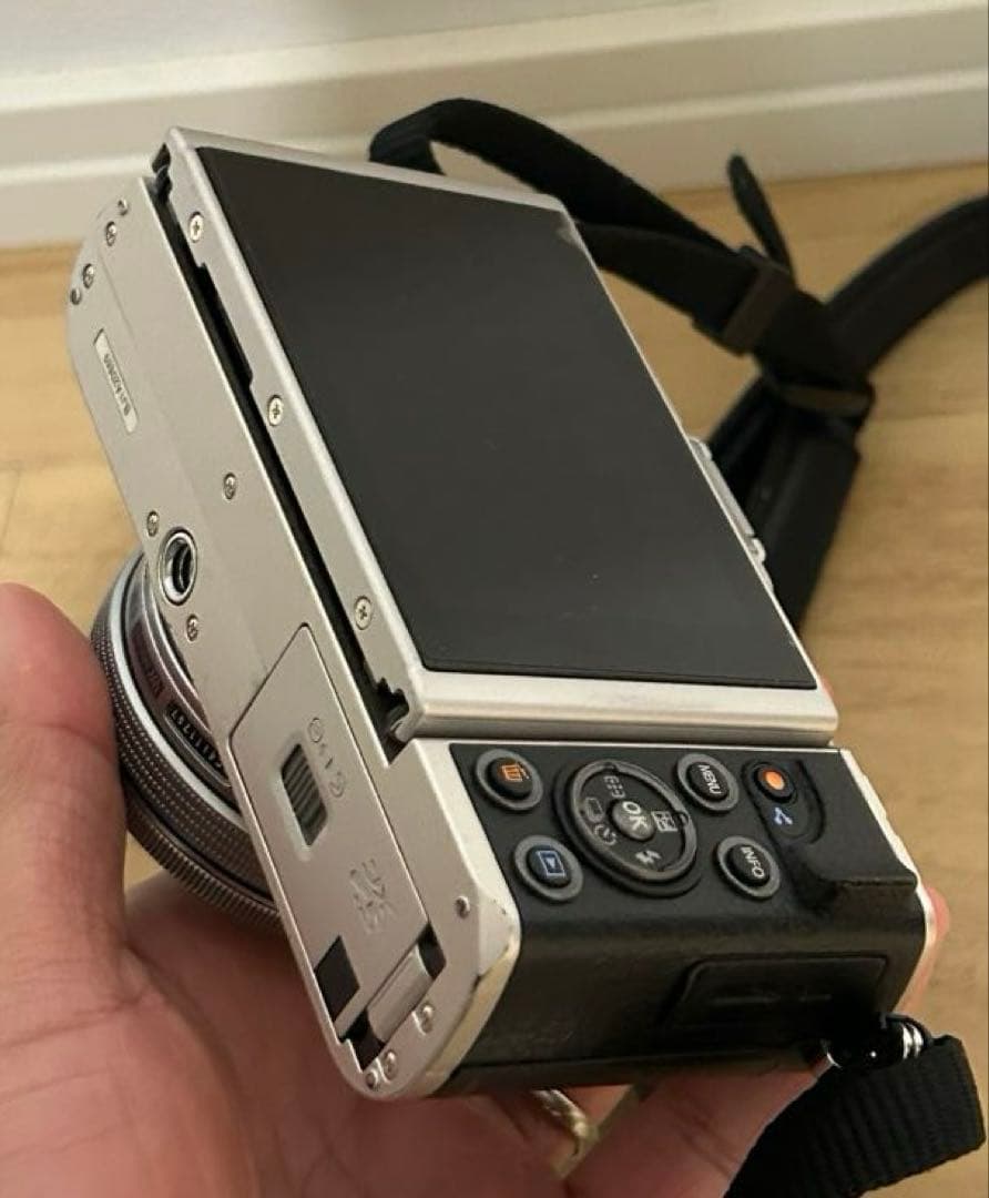 Olympus pen e-pl9 デジタルカメラ 望遠レンズ40-150mm