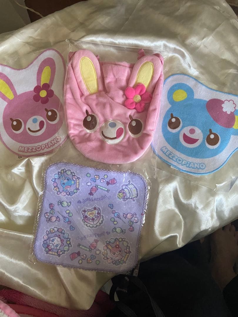 メゾピアノ　ミミちゃン巾着ポーチ、タオルセット 35周年記念