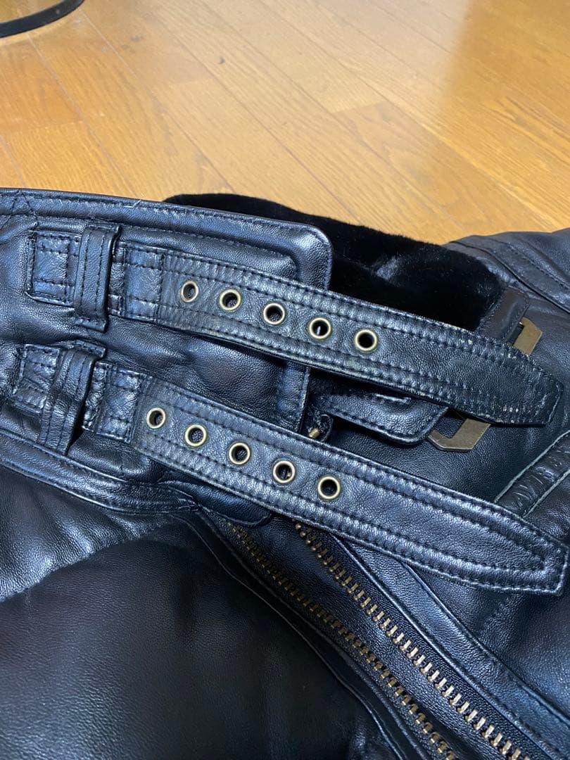 【美品】 アヴィレックス Ｂ３ ダウンジャケット レザーブラック