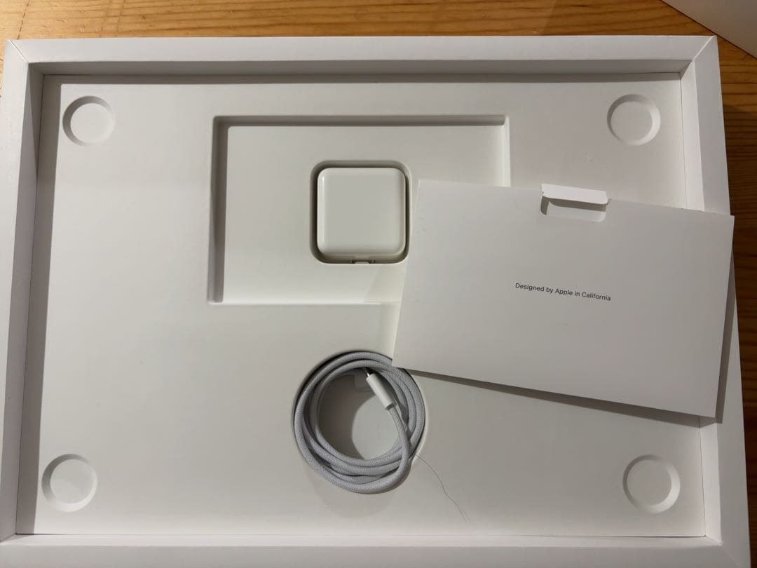 Apple MacBook Air 15インチ　M2 シルバー 日本語配列