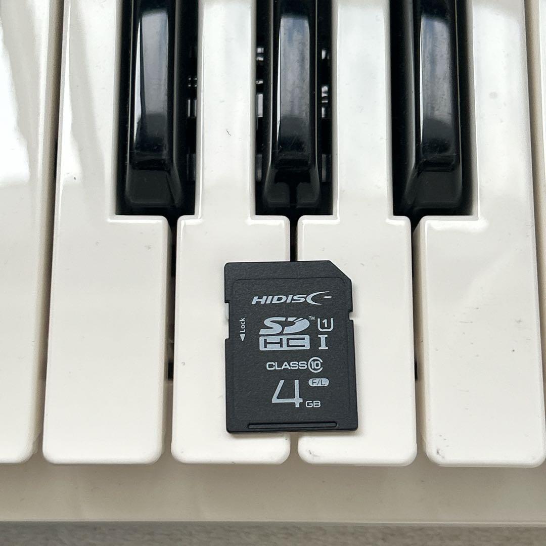 ROLAND FA-06-SC 限定カラー ホワイト SDHCカード ペダル付