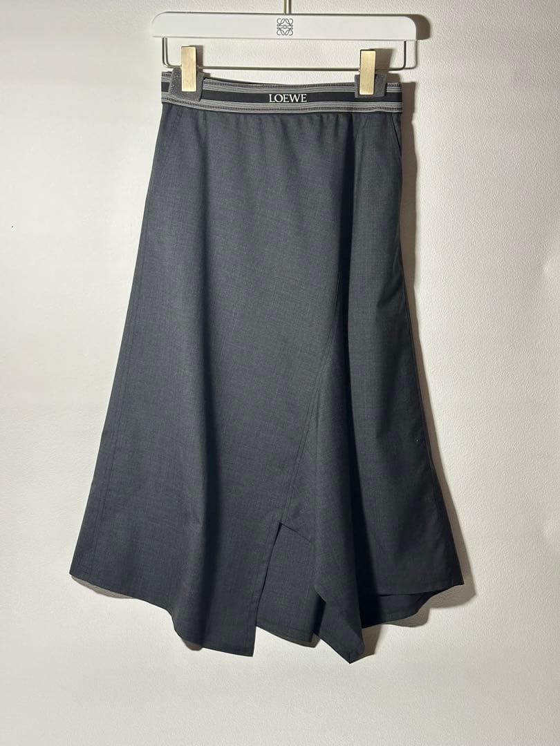 美品　ロエベ　春夏　スカート　アシンメトリー　膝下丈　グレー