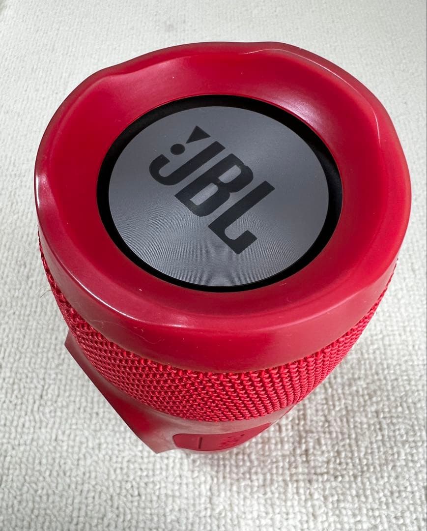 【美品】JBL CHARGE3