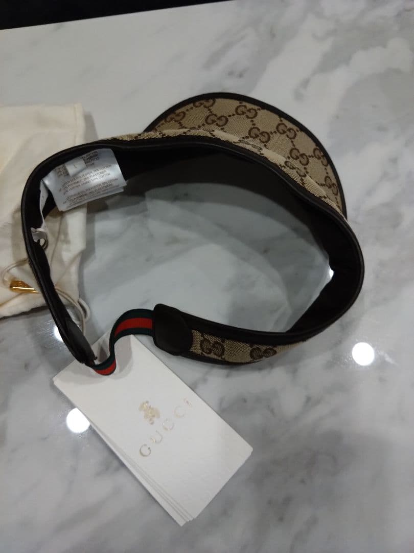 Gucci バイザー