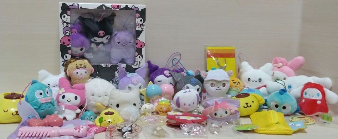 サンリオ キャラクターズ　ぬいぐるみ　マスコット　まとめ売り