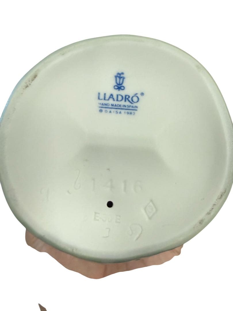 リヤドロ LLADR 1416 大事な花かご少女 花かご フィギュリン 置物