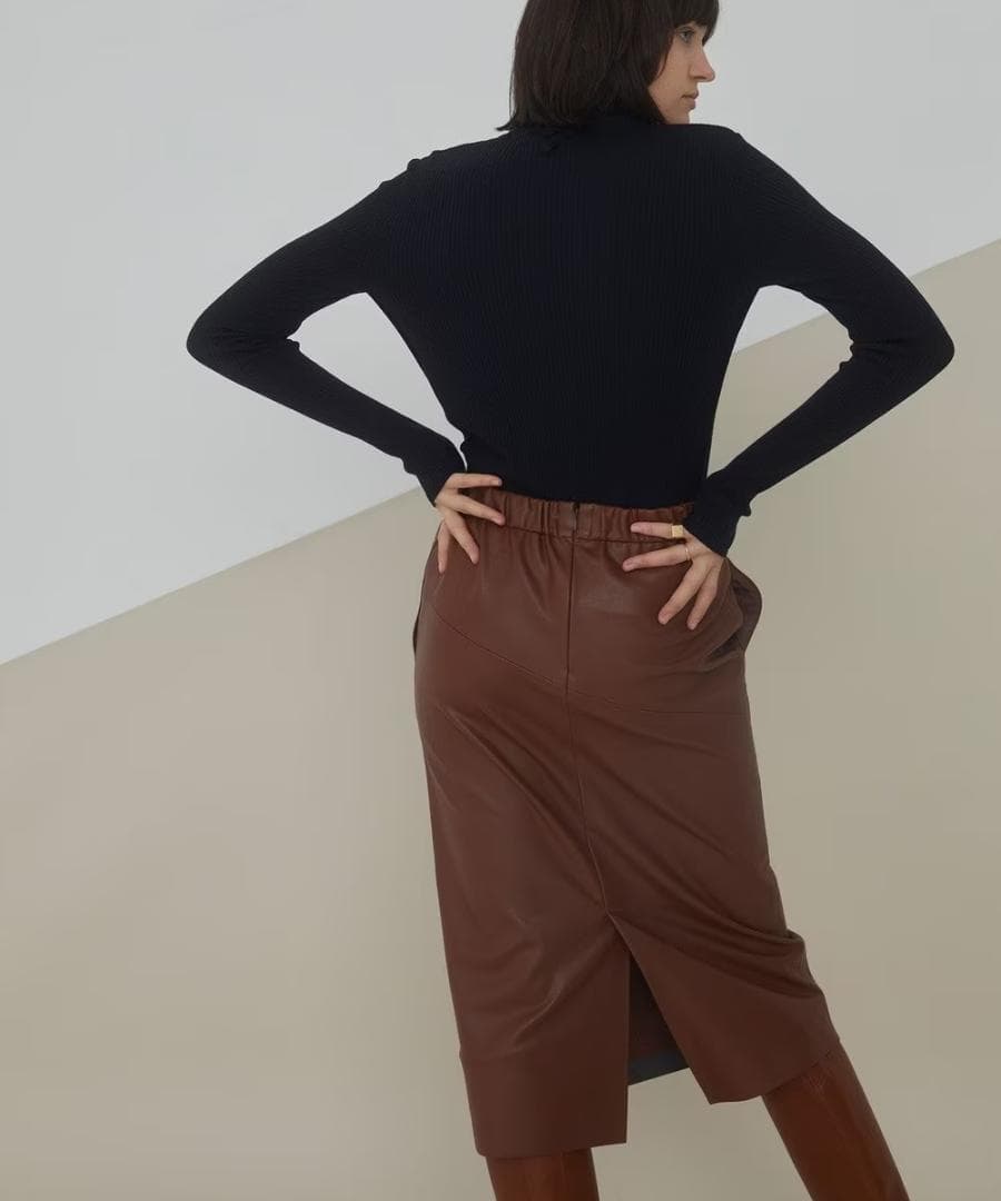 BEIGE ベイジ YENNE / フェイクレザースカート