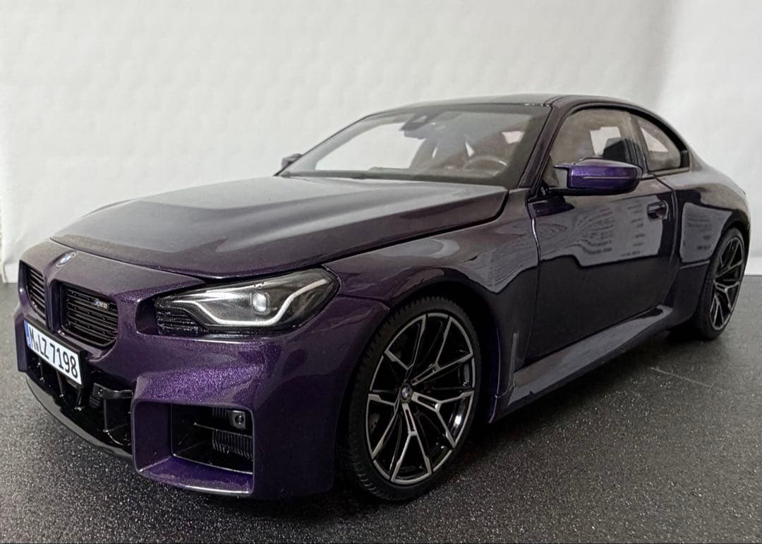 【新品同様】ミニチャンプスBMW M2クーペG87 2023 パープル 1/18