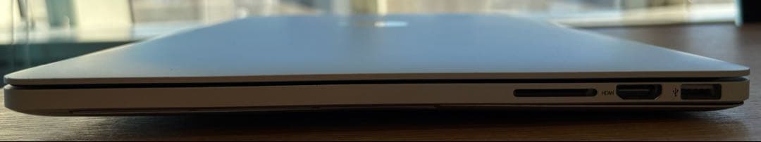 Apple MacBook Pro シルバー