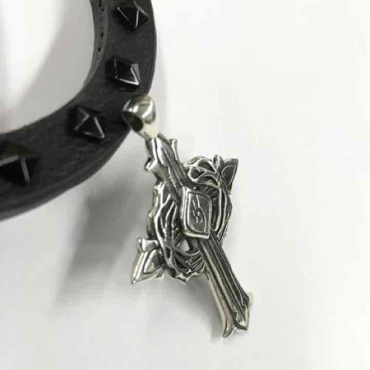 即売り切れ‼︎ 氷室京介 クロスペンダント