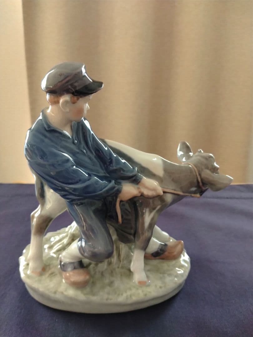 【正規品】希少！ロイヤルコペンハーゲン　 置物　人形　フィギュリン　牛飼いの少年
