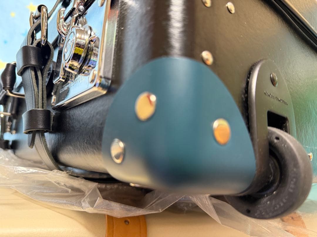 グローブトロッター　ポールスミス　　２ホイール　２０インチ