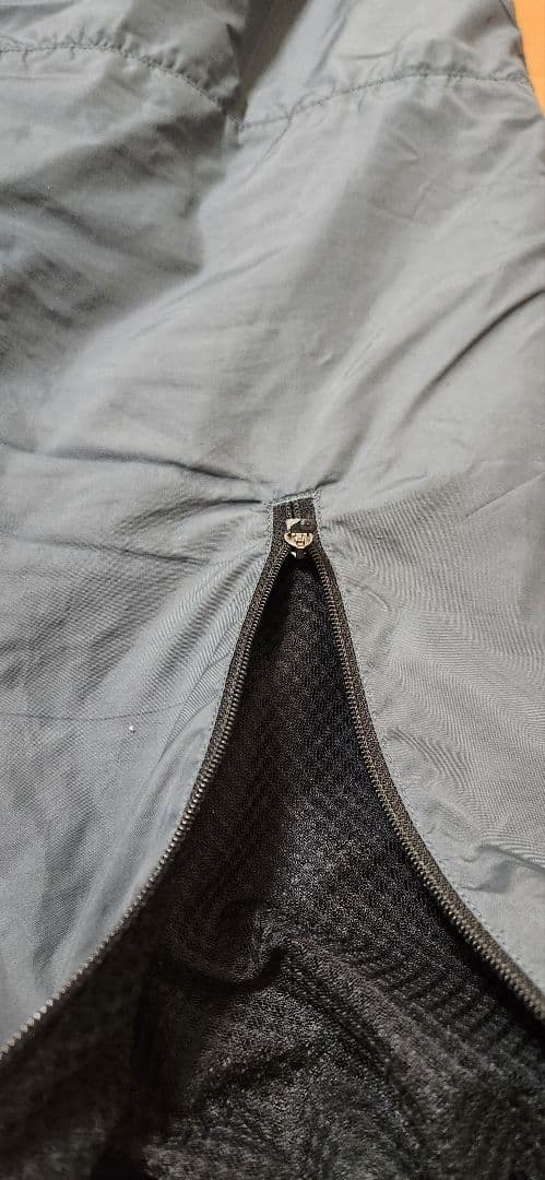 青森山田サッカー部エンブレム入りウインドブレーカー