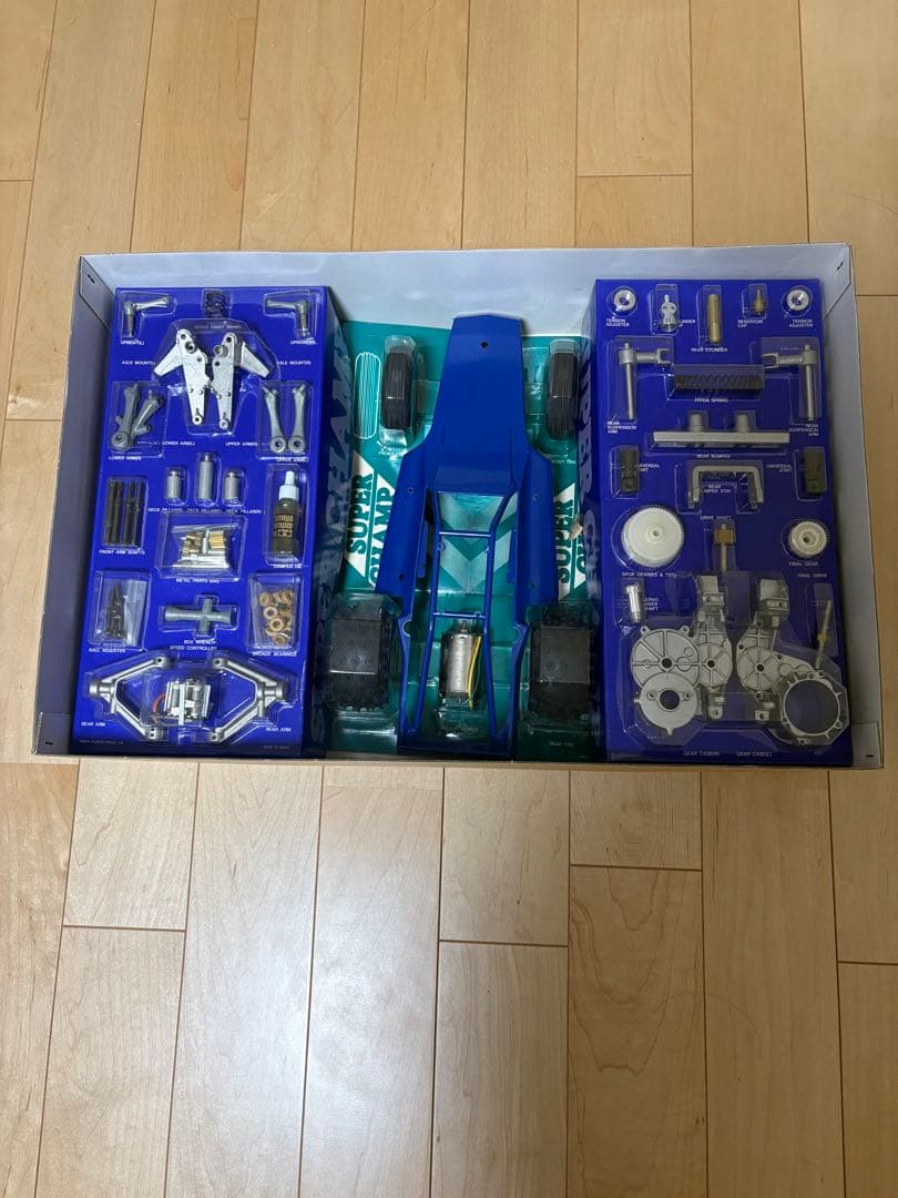 タミヤ1/10ラジコンキット　ファイティングバギー1984年