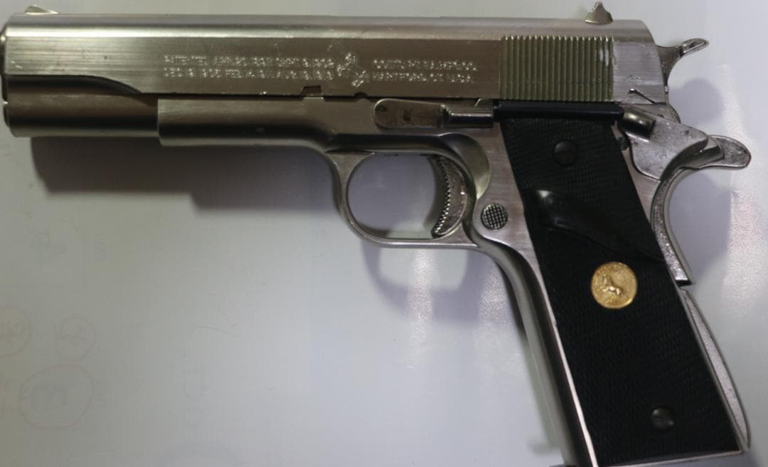 超希少！スズキ製作所ABS樹脂製モデルガン コルトガバーメント銀　SPG 合法品