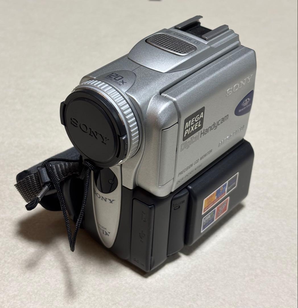 SONY ハンディカム・ビデオカメラDCR-PC101