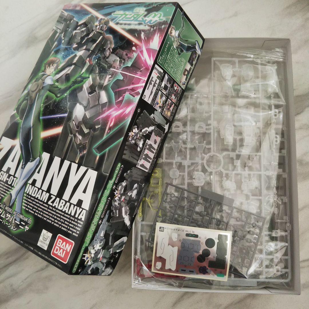 「HG1/144 劇場版ダブルオー クリアカラーVer.」4機セット