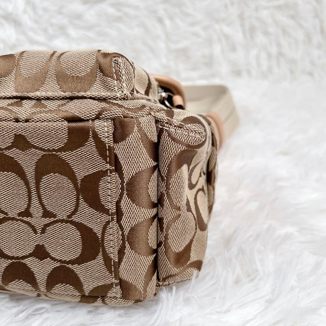 極美品✨COACH ソーホー シグネチャー ショルダーバッグ ベージュ y2k