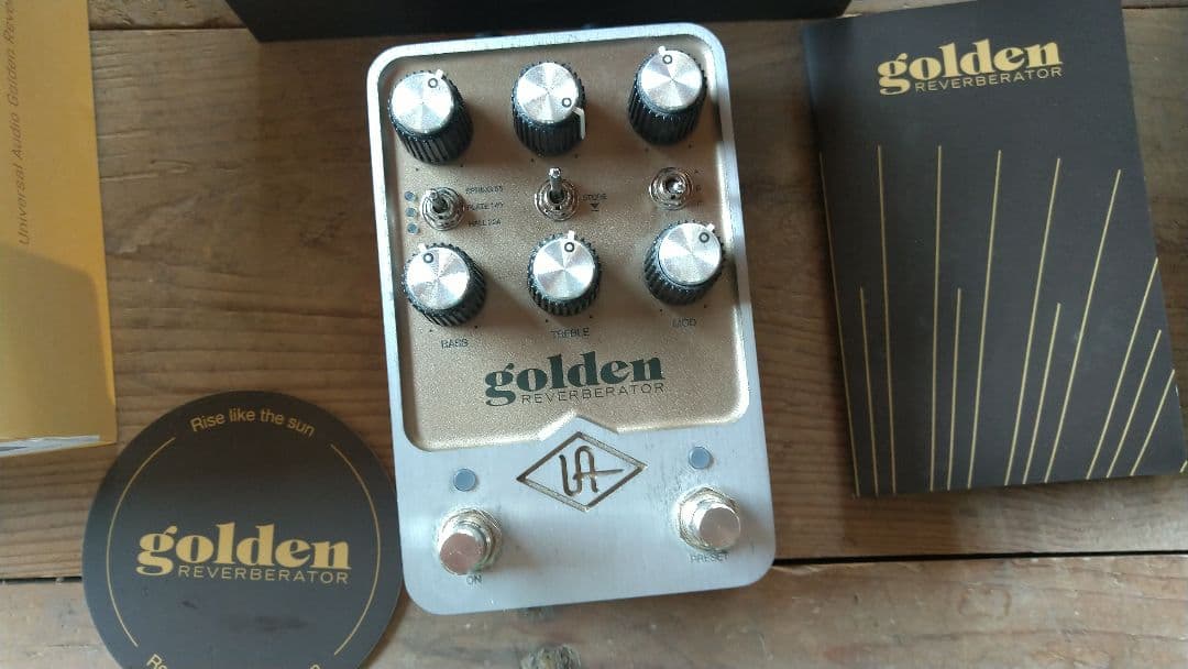 golden REVERBERATOR ギターエフェクター リバーブ