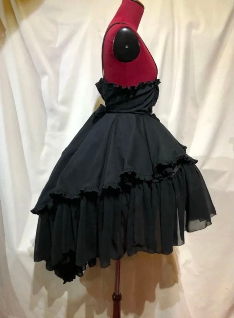 【MARBLE】 エンブレム飾りチェーン付きハイウエストドレープスカート M 黒