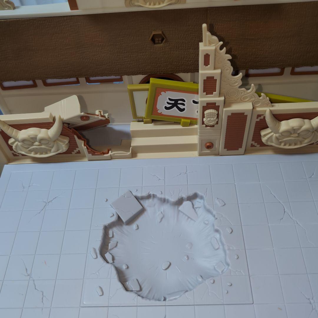 ドラゴンボール　天下一武道会の武舞台のジオラマ(海外製)