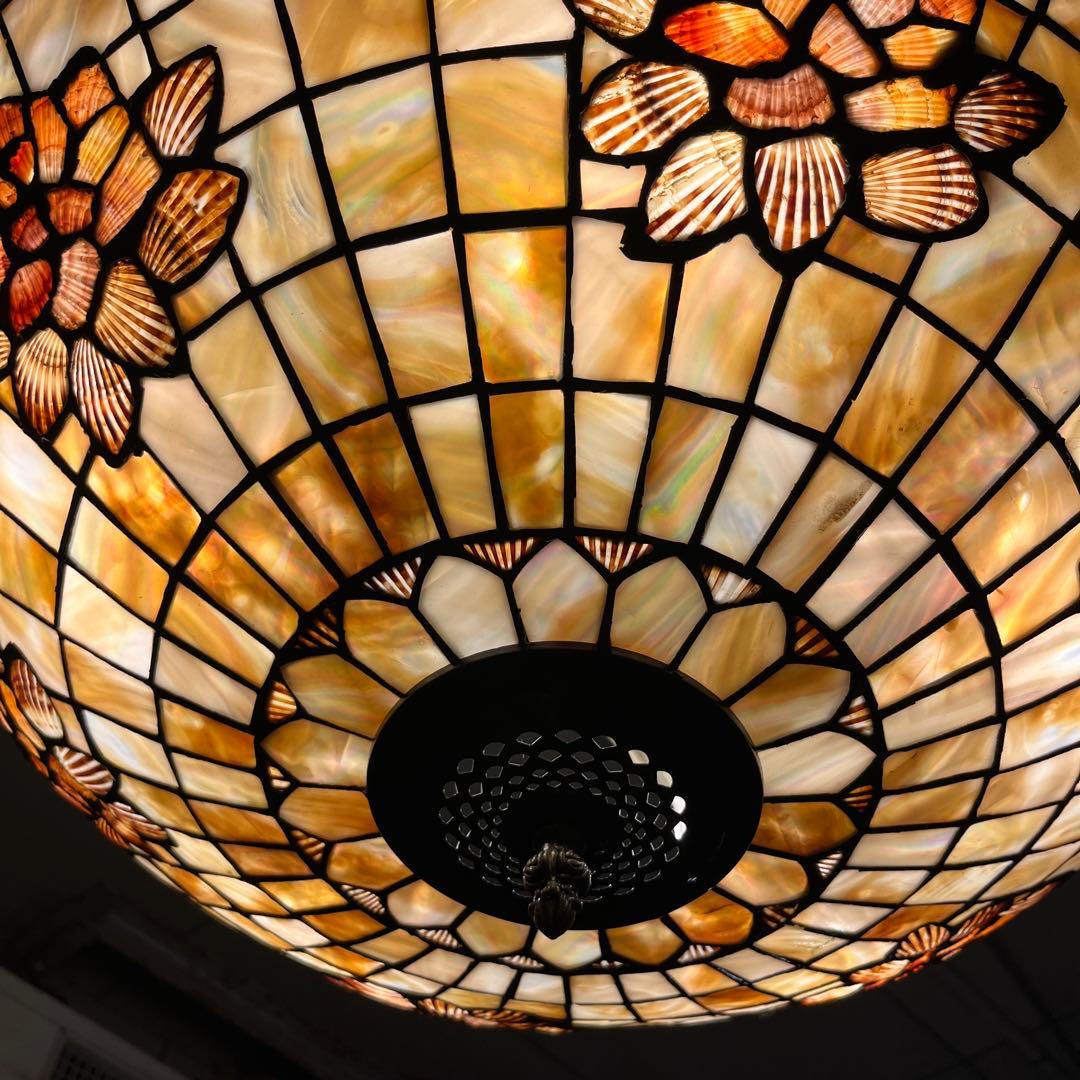 【瀧住照明製】ステンドグラス風シャンデリア 5灯式 天井直付け 花柄デザイン②