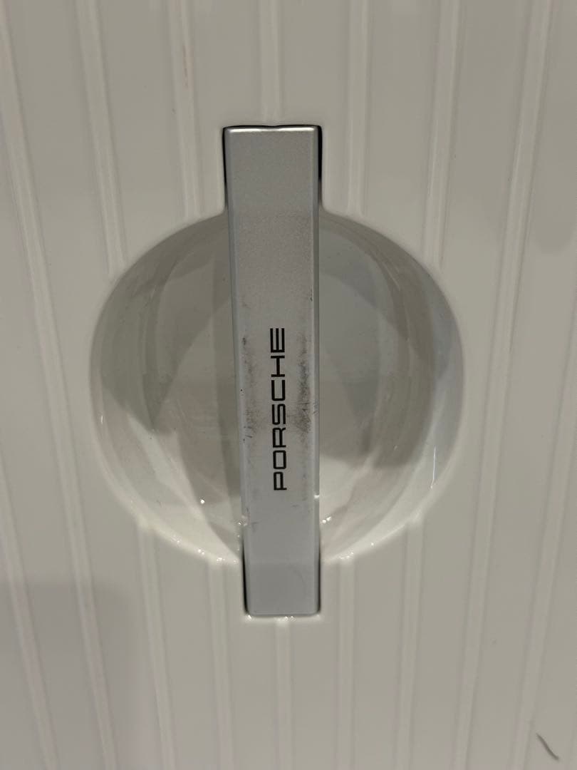 中古品RIMOWAリモワ×PORSCHEポルシェホワイト キャリーケース32L