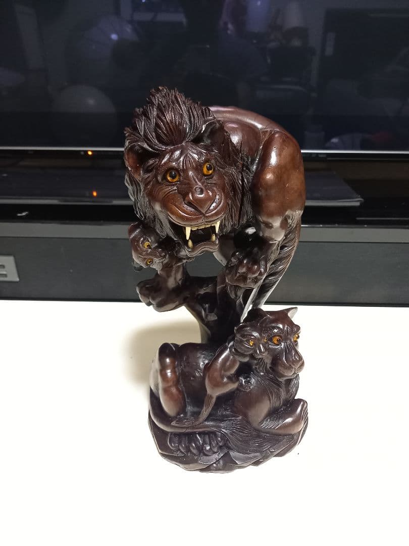 骨董　根木　唐木　無垢材　手彫り　硝子眼　唐獅子　細密　細工