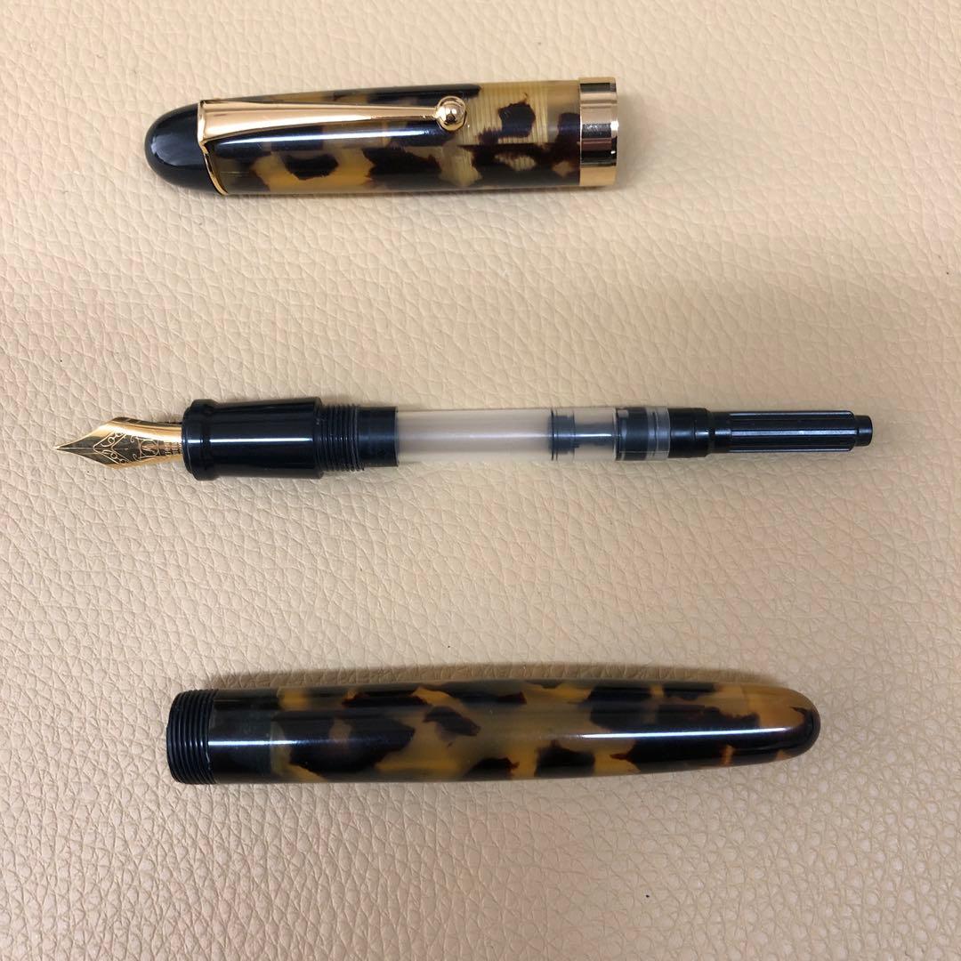 大西製作所 セルロイド万年筆 手作り べっ甲