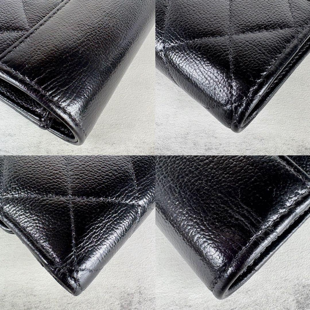 CHANEL シャネル　ハーフココ　三つ折り財布　キャビアスキン　ケース